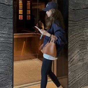 MBH Togo Top Layer Cowhide Litchi Grain Versatile Basket Bag Daily Handbag Commuter Handbag with Lock