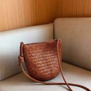 Woven Casual French Bucket Bag 2025 New Large Capacity Trendy One-Shoulder Niche Texture Women's Bag