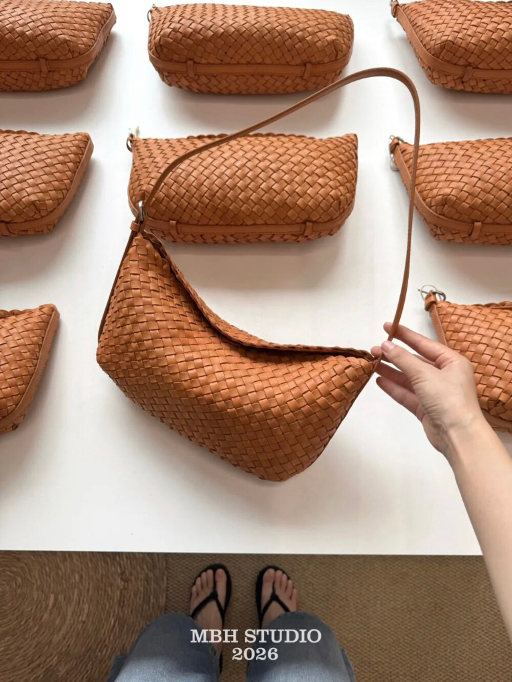 MBH Handwoven Top-Grain Vegetable-Tanned Leather Crescent Bag Relaxed Shoulder Crossbody Bag