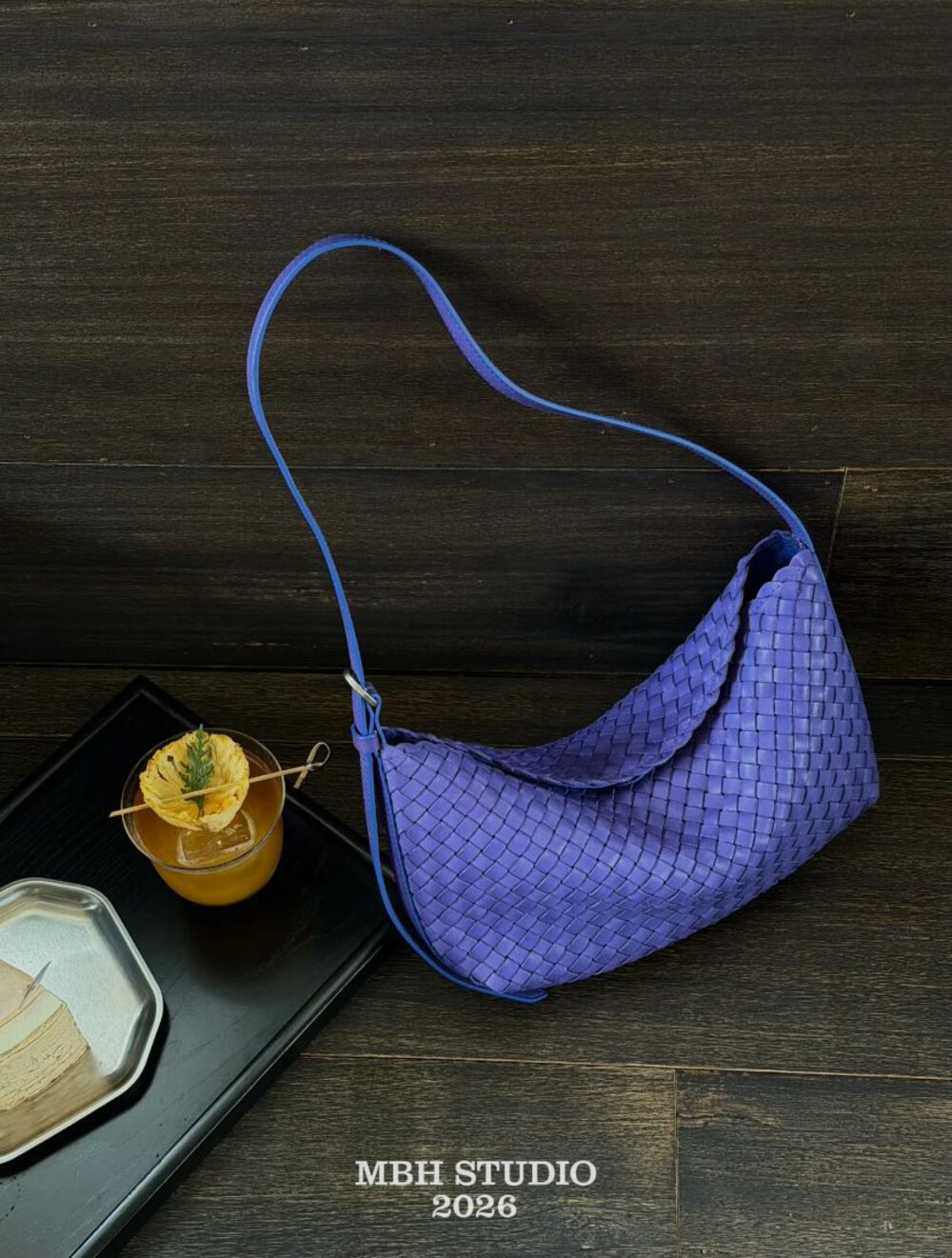 MBH Handwoven Top-Grain Vegetable-Tanned Leather Crescent Bag Relaxed Shoulder Crossbody Bag - Image 2