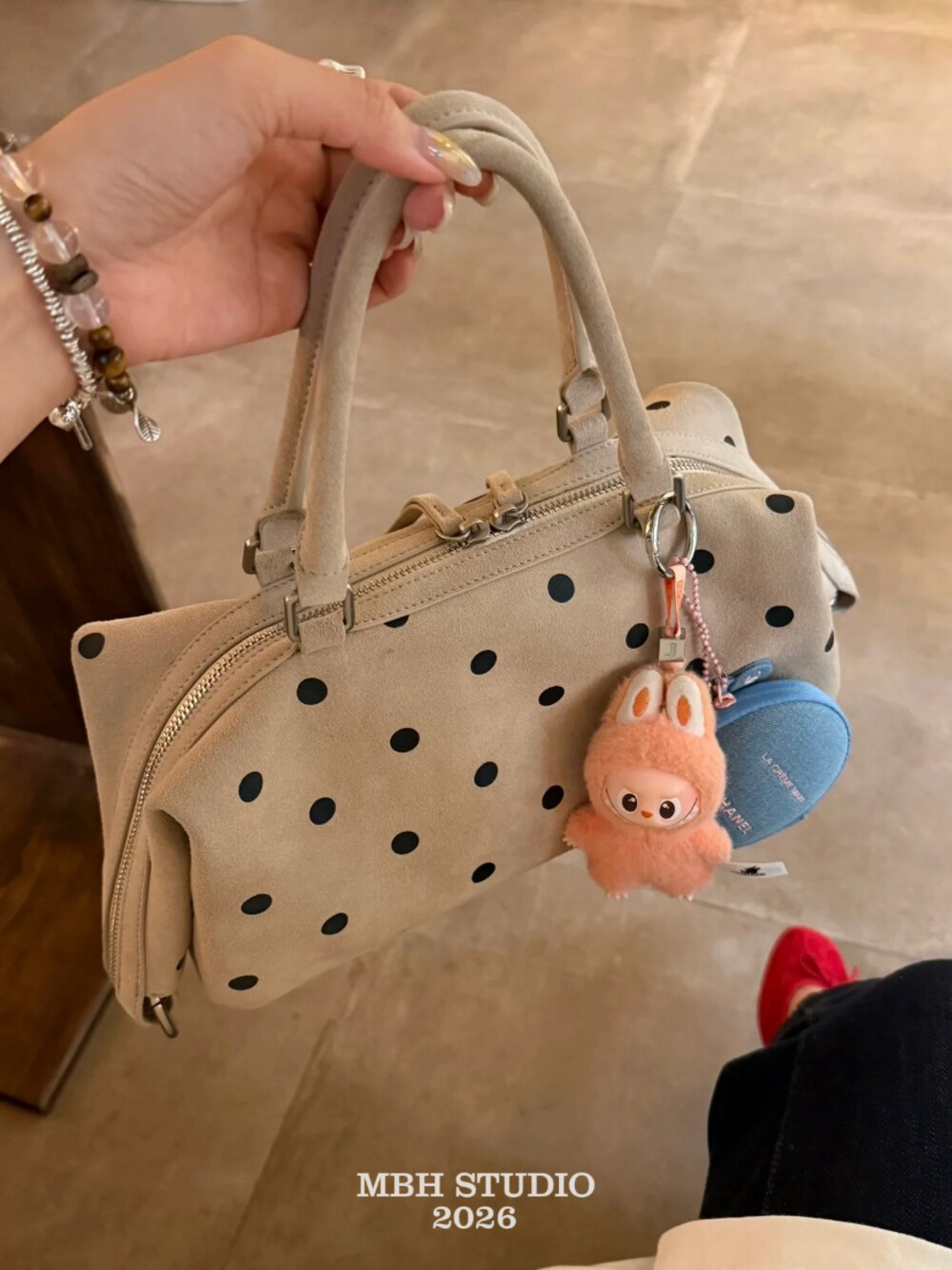 Niche Korean Ins Style Matte Leather Polka Dot Pillow Bag Cute Crossbody Handbag with Shoulder Strap - Image 2