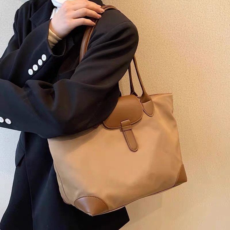 Large Capacity Tote Bag for Women Students Commuter Shoulder Bag Oxford Nylon Cross Border - Image 4