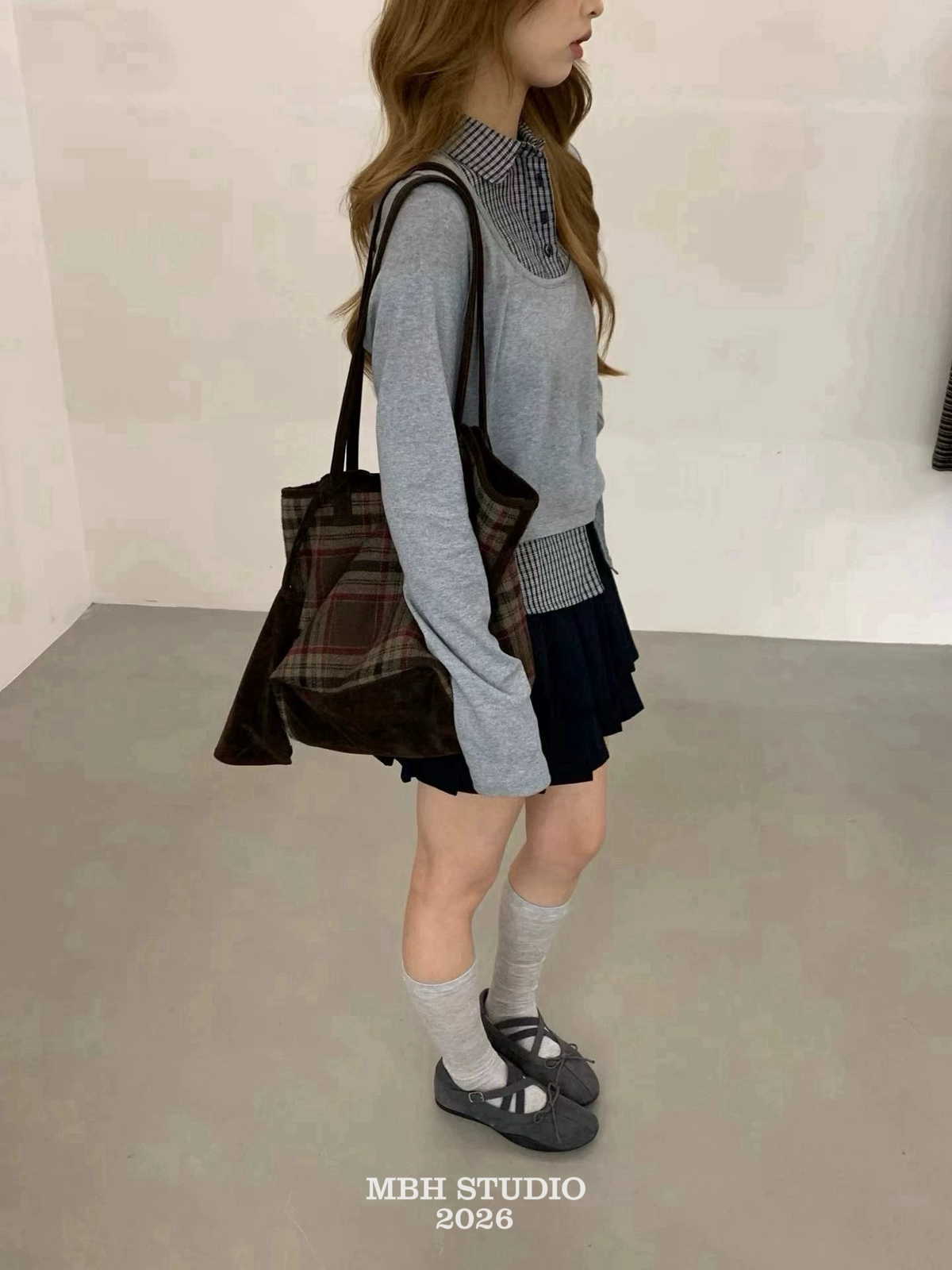 MBH Blue Retro Japanese Plaid Wool Tote Bag Large Capacity Shoulder Bag with Small Pouch - Image 4